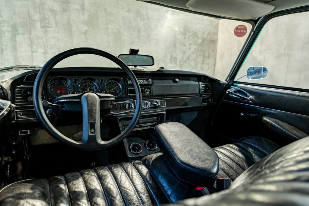 1973 Grey Citroën DS 23 Pallas for sale by DriveCity