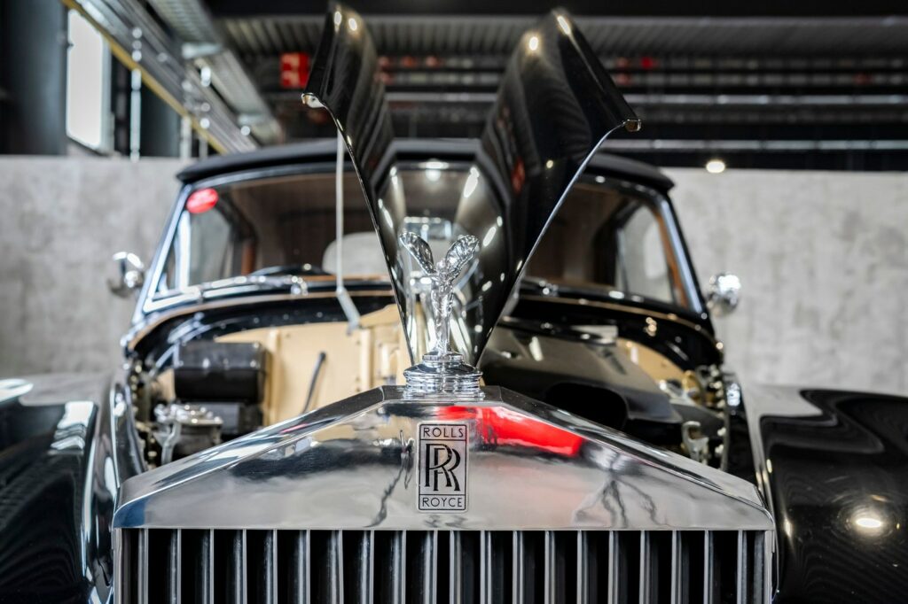 Black Rolls Royce Silver Cloud III for sale by DriveCity