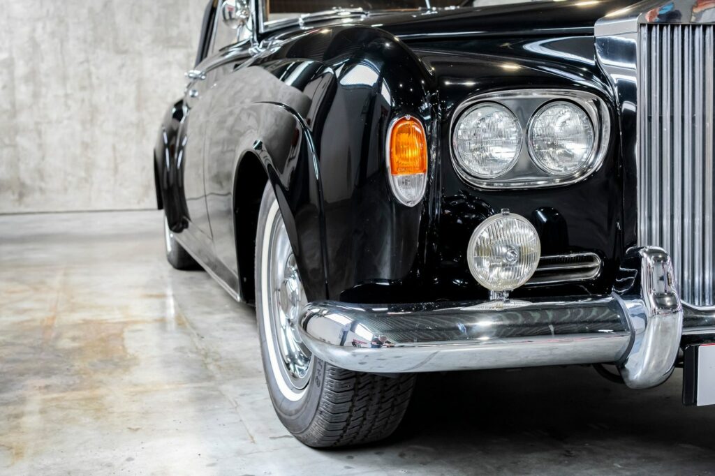 Black Rolls Royce Silver Cloud III for sale by DriveCity