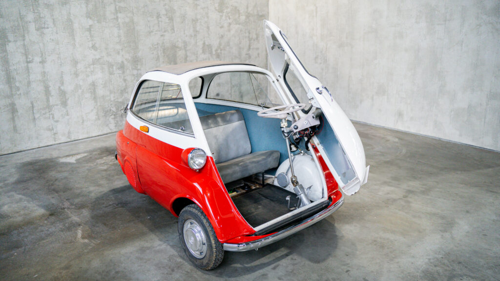 Isetta 300 4 roues 19.